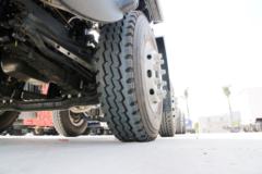 江淮 格尔发K3W重卡 270马力 8X2 9.5米排半载货车底盘(HFC1311P2K3G43HF)