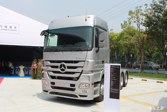 ���� Actros�ؿ� �콢�� 480���� 6X2Rǣ����(�ͺ�2648 LS)