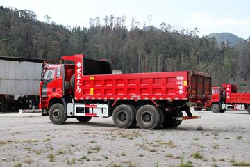一汽解放 J6P 领航版 560马力 6X4 6.2米自卸车(CA3250P66K25L3T1E6)外观图片