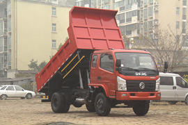 力拓4102&nbsp;自卸车外观                                                图片