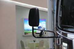 庆铃 五十铃700P 189马力 4X2 冷藏车(QL11009PARY)