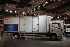 庆铃 五十铃700P 189马力 4X2 冷藏车(QL11009PARY)