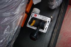 中国重汽 金王子重卡 300马力 6X4 4.8米自卸车(平顶)(ZZ3251M3242W)