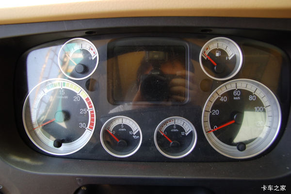 �߳�ȥ&nbsp;����500��HOWO&nbsp;A7����ί������