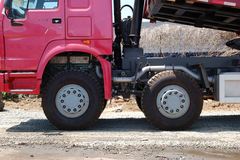 中国重汽 HOWO重卡 336马力 8X4 6.2米自卸车(ZZ3317N2867C1)