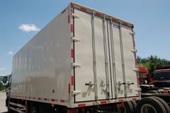 福田 欧曼ETX 3系中卡 150马力 4X2 6.5米栏板载货车(BJ1123VJPFG-S)