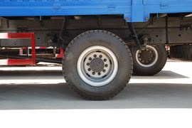 欧曼ETX&nbsp;载货车底盘                                                图片