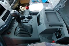 福田 欧曼ETX 9系重卡 375马力 6X4 牵引车(BJ4253SMFJB-S4)