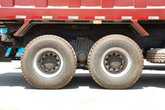 福田 欧曼ETX 9系重卡 336马力 8X4 6.8米自卸车(BJ3313DMPJC-S1)