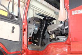 欧曼ETX&nbsp;自卸车驾驶室                                               图片