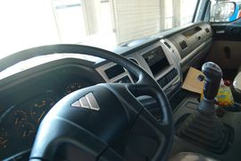 欧曼ETX&nbsp;自卸车驾驶室                                               图片