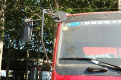 东风柳汽 乘龙609中卡 180马力 4X2 5.3米自卸车(LZ3120LAK)