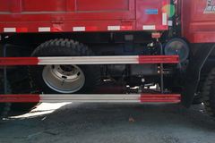 东风柳汽 乘龙609中卡 180马力 4X2 5.3米自卸车(LZ3120LAK)