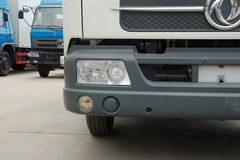 东风商用车 天锦中卡 140马力 4X2 7.1米厢式载货车(DFL5160XXYBX9)