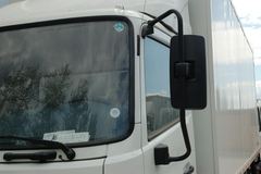 东风商用车 天锦中卡 140马力 4X2 7.1米厢式载货车(DFL5160XXYBX9)