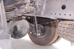 东风商用车 天锦中卡 140马力 4X2 7.1米厢式载货车(DFL5160XXYBX9)