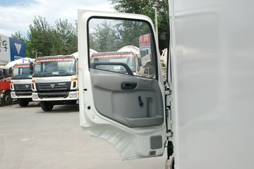 �������ó� ����п� 140���� 4X2 7.1����ʽ�ػ���ͼƬ