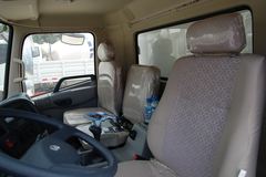 东风商用车 天锦中卡 140马力 4X2 7.1米厢式载货车(DFL5160XXYBX9)