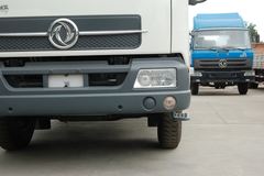 东风商用车 天锦中卡 140马力 4X2 6.2米排半栏板载货车(DFL1160BX7A)