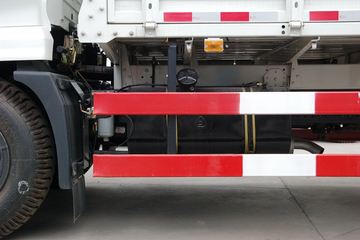 �������ó� ����п� 140���� 4X2 6.2���Ű������ػ���ͼƬ