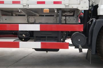 �������ó� ����п� 140���� 4X2 6.2���Ű������ػ���ͼƬ