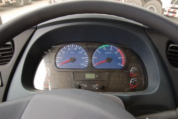 �������ó� ����п� 140���� 4X2 6.2���Ű������ػ���ͼƬ