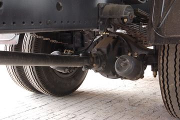 �������ó� ����п� 185���� 4X2 6.6�������ػ���ͼƬ