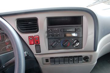 �������ó� ����п� 185���� 4X2 6.6�������ػ���ͼƬ