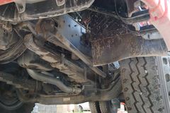 东风商用车 天龙重卡 270马力 4X2 排半牵引车(DFL4180A2) 