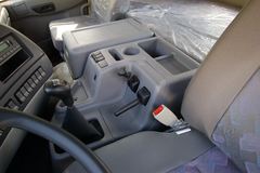 东风商用车 天龙重卡 340马力 6X2 牵引车(DFL4240A2)