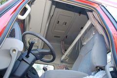 东风商用车 天龙重卡 340马力 6X2 牵引车(DFL4240A2)