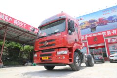 东风柳汽 乘龙M5重卡 350马力 4X2港口牵引车(LZ4180M5AA)