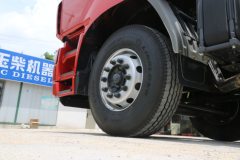 东风柳汽 乘龙M5重卡 350马力 4X2港口牵引车(LZ4180M5AA)