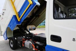 畅达小福星&nbsp;垃圾运输车底盘图片