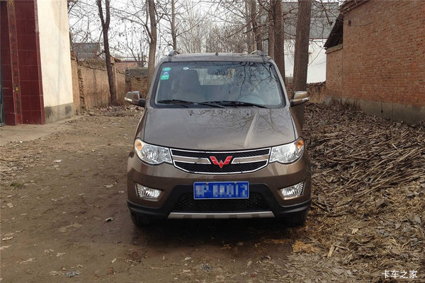 五菱 宏光 2010款 基本型 86马力 1.2L面包车