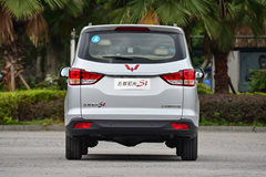 五菱 宏光 2015款 S1豪华型 112马力 1.5L面包车