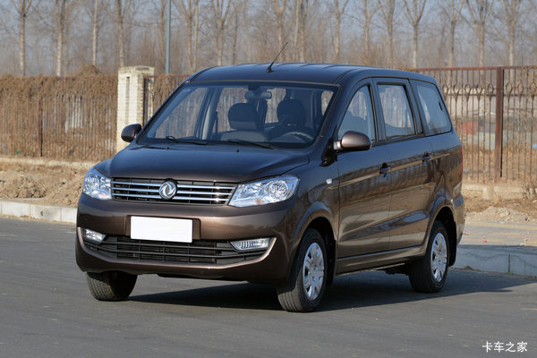 东风小康 风光330 2014款 手动实用型 109马力 1.5L面包车