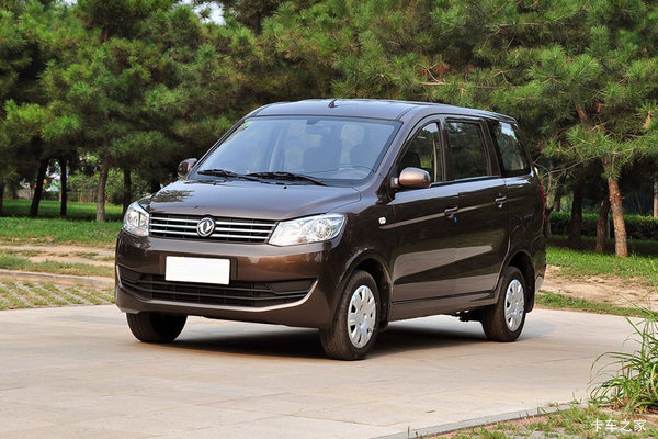 东风小康 风光330 2018款 手动乐享型 109马力 1.5L面包车