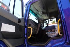 江淮 格尔发K3L重卡 220马力 4X2 5700轴距 6.8米载货车底盘(HFC1161P3K1A53AF)