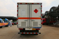 江淮 骏铃 130马力 4X2 爆破器材运输车(韶液牌)(SGQ5090XRQJG5)
