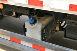 江淮骏铃底盘&nbsp;爆破器材运输车底盘图片