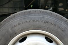 江淮 骏铃 130马力 4X2 爆破器材运输车(韶液牌)(SGQ5090XRQJG5)