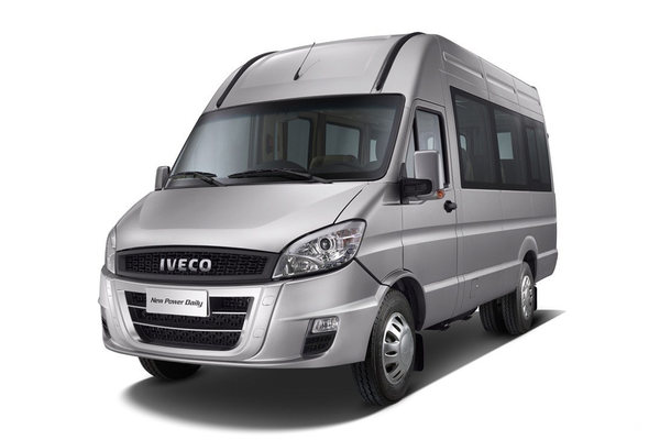 南京依维柯 Power Daily 2017款 尊享版 A50 19-20座 146马力 3.0T高顶商务车