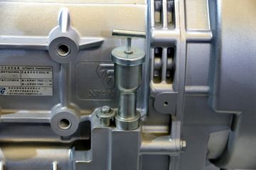 FC 6挡系列&nbsp;变速箱外观                                                图片