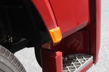 ��������˹ ����X3000 �������� 440���� 6X4ǣ����ͼƬ