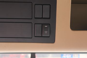 ��������˹ ����X3000 �������� 440���� 6X4ǣ����ͼƬ