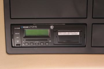 ��������˹ ����X3000 �������� 440���� 6X4ǣ����ͼƬ