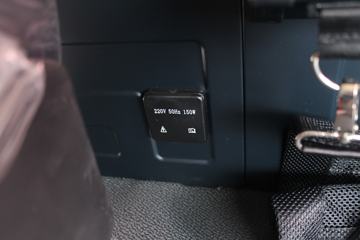 ��������˹ ����X3000 �������� 440���� 6X4ǣ����ͼƬ