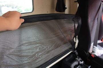 ��������˹ ����X3000 �������� 440���� 6X4ǣ����ͼƬ