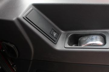 ��������˹ ����X3000 �������� 440���� 6X4ǣ����ͼƬ